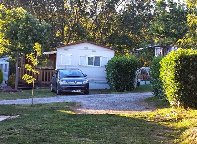 Emplacement pour tente tentes, caravanes et camping-car au camping 3 étoiles Ilisa dans la vallée du Capcir