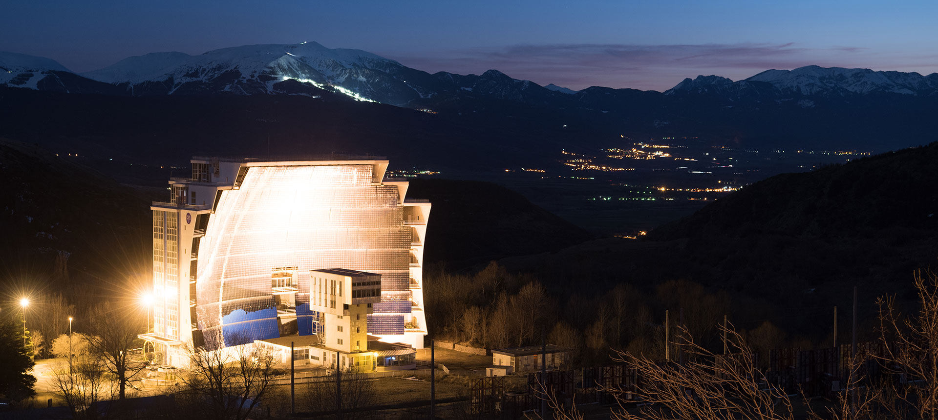 Durchqueren und entdecken Sie das Gebiet der Pyrénées Orientales, an Bord des gelben Zuges